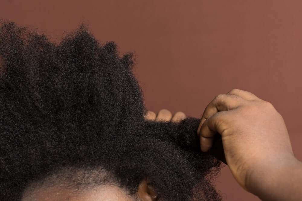 woman with damaged hair